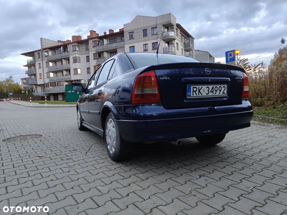Opel Astra - 5