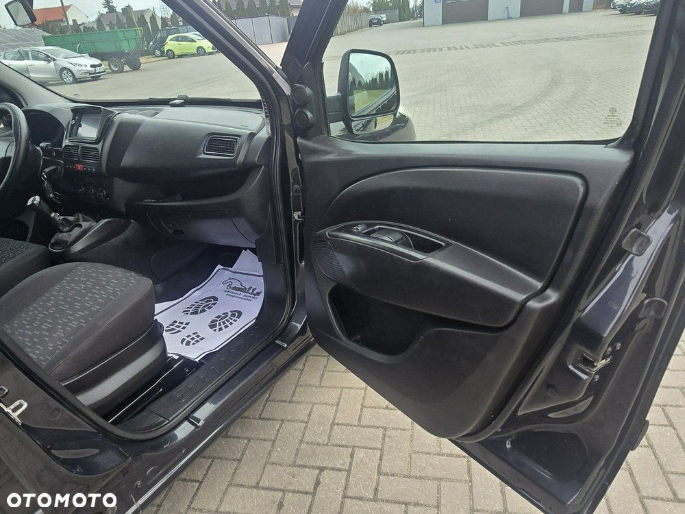 Opel Combo - 23