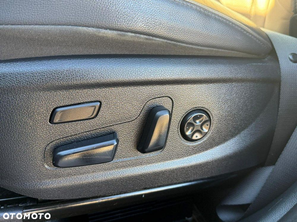 Hyundai Santa Fe - 29