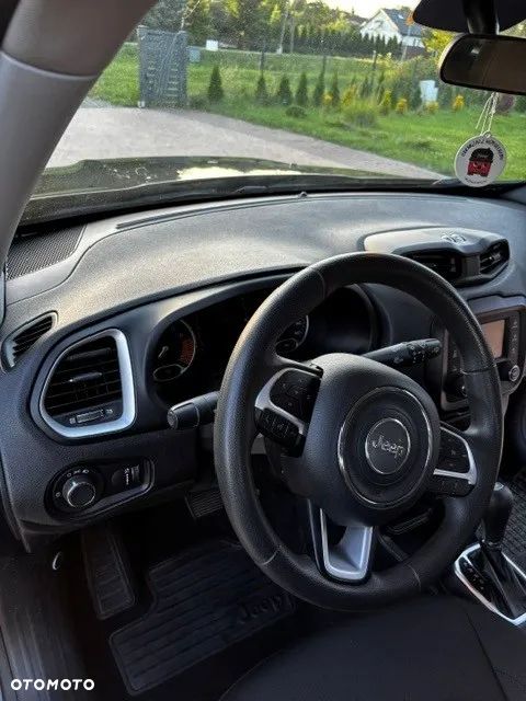 Jeep Renegade - 8
