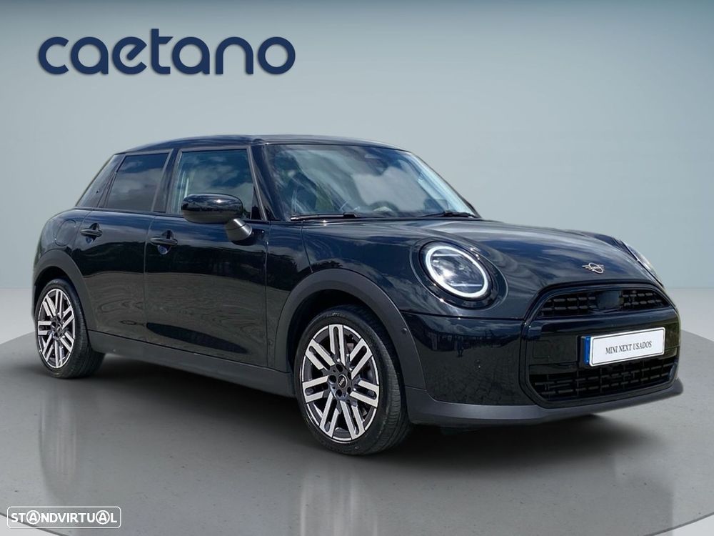 MINI 5 Portas Cooper Classic Auto - 22