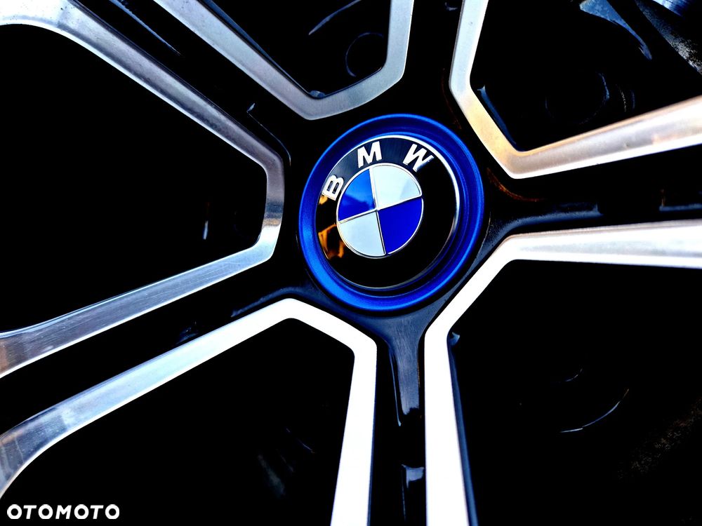 BMW Seria 5 ver-530e-xdrive-phev-m-sport - 30