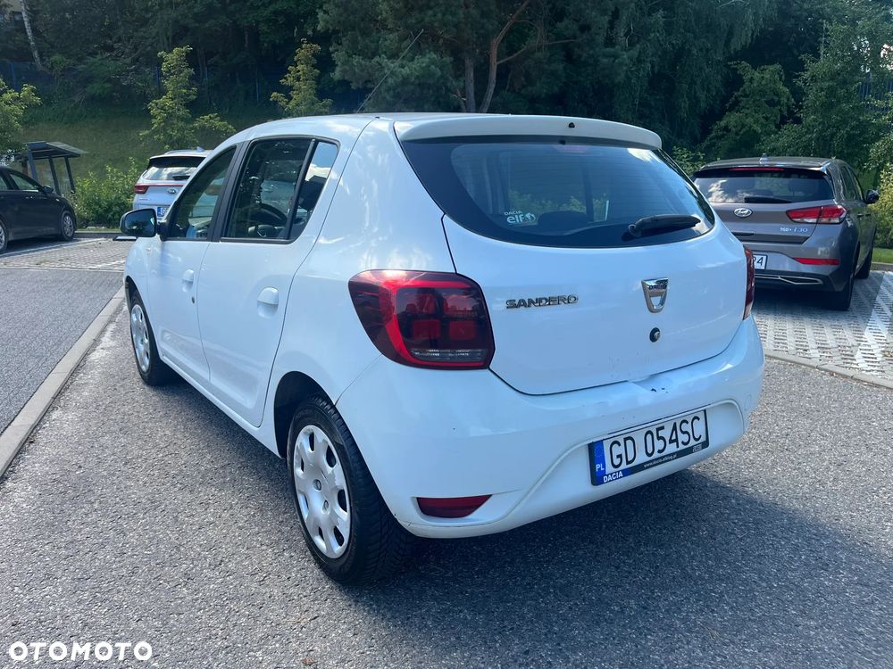 Dacia Sandero - 4