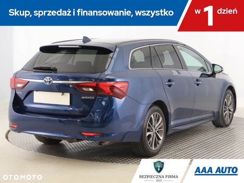 Toyota Avensis - 7