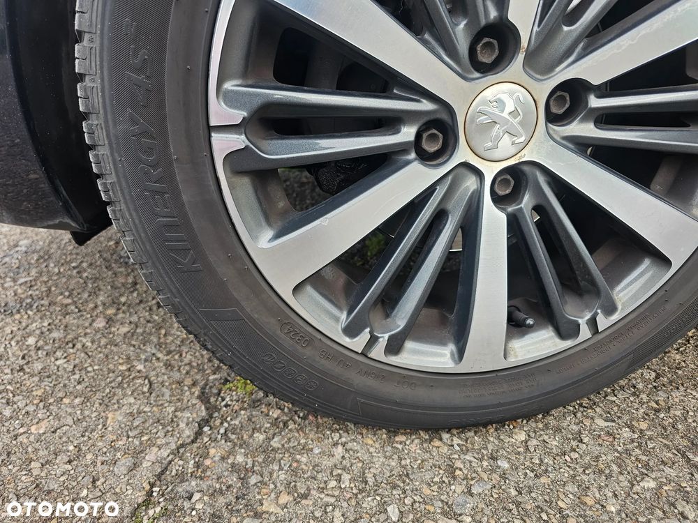 Peugeot 208 PureTech 82 Urban Move - 12