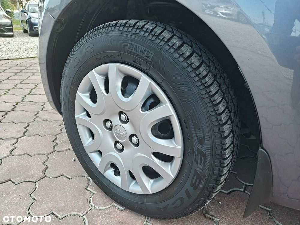 Hyundai i20 - 15