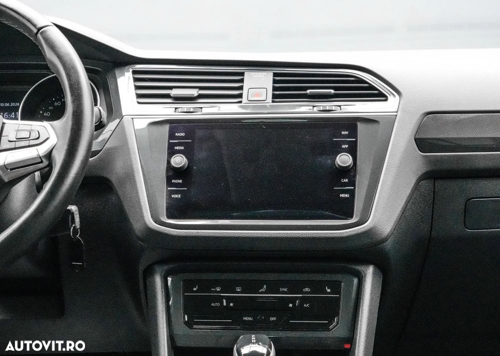 Volkswagen Tiguan 2.0 TDI SCR DSG 4Motion Elegance - 19