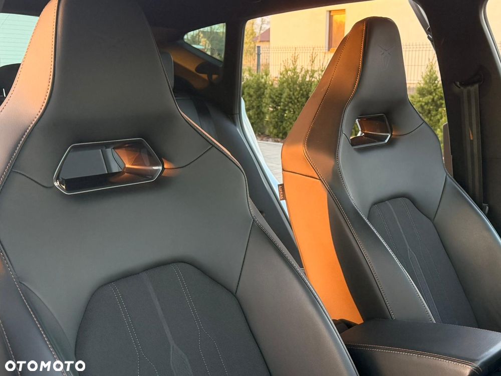 Cupra Formentor 1.5 TSI DSG - 25