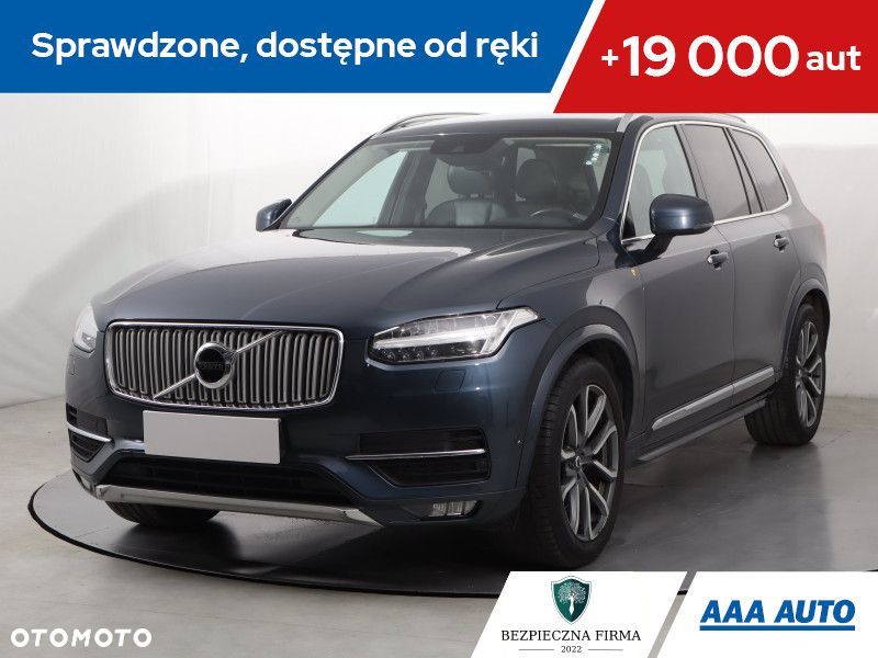 Volvo XC 90 - 1