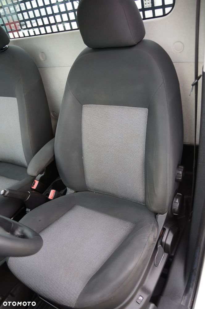 Fiat Doblo - 22