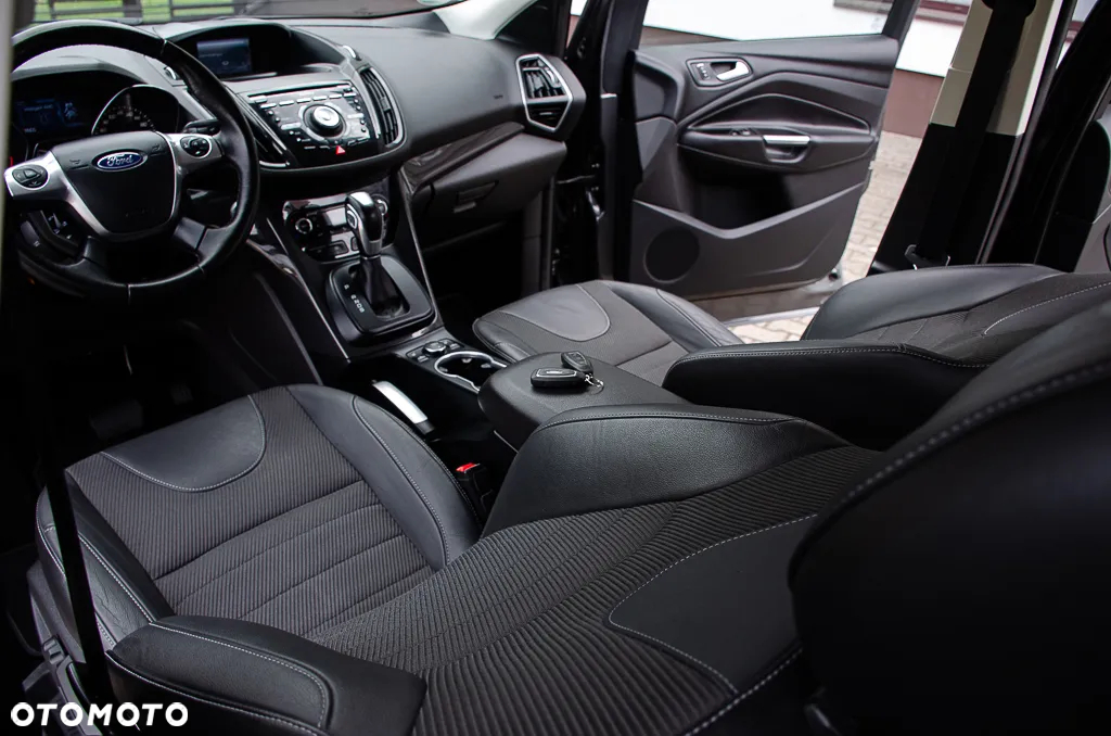 Ford Kuga 1.5 EcoBoost 4WD Titanium - 27