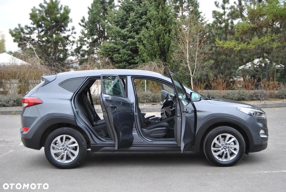 Hyundai Tucson blue 1.7 CRDi 2WD Style - 10