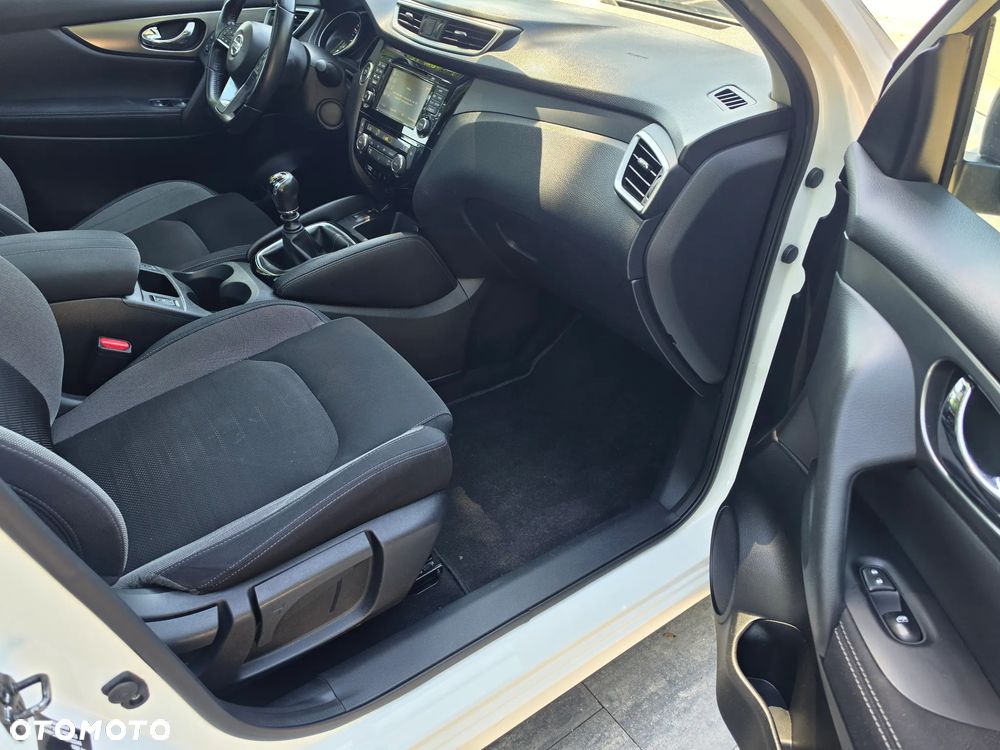 Nissan Qashqai 1.6 DIG-T Tekna+ - 12