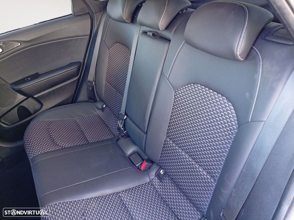 Kia Ceed 1.0 T-GDI Drive — fotografia 13