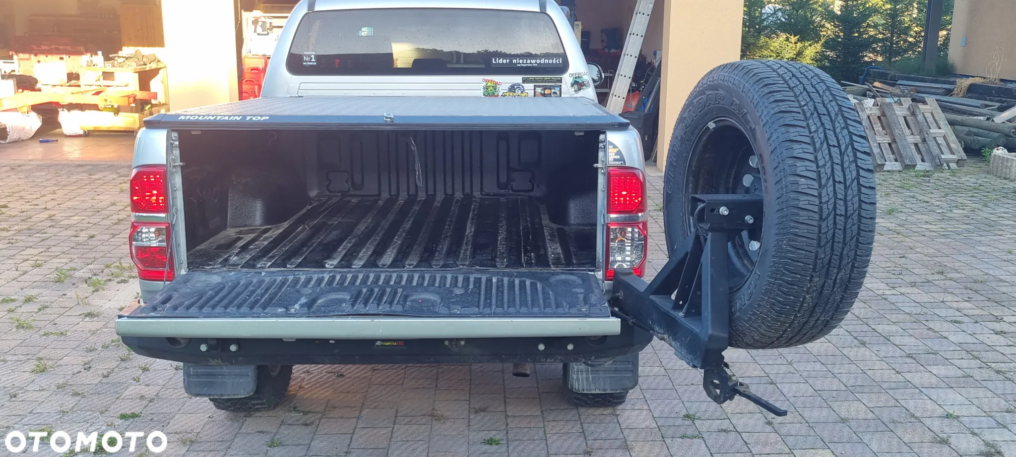 Toyota Hilux 3.0 D-4D Adventure - 10