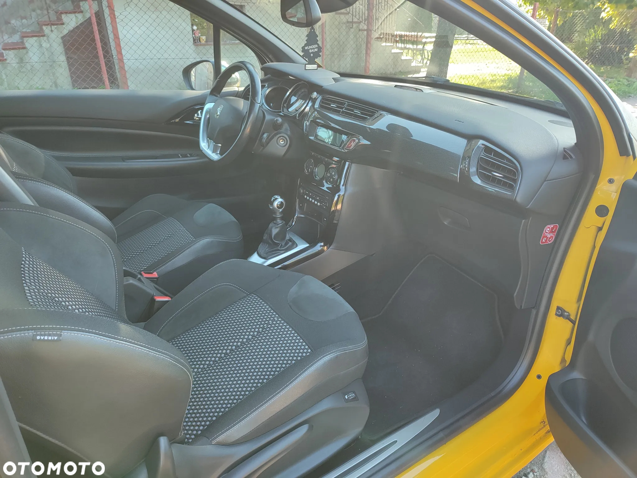 Citroën DS3 1.6 THP SportChic S&S - 15