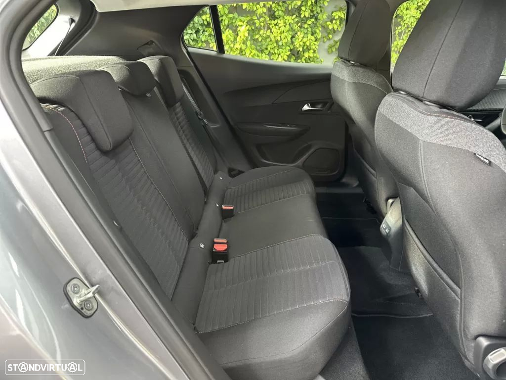 Peugeot e-2008 Active Pack - 14