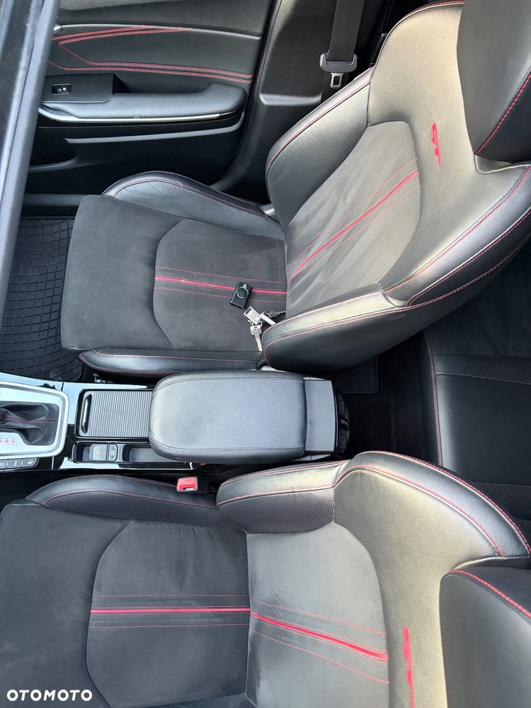 Kia ProCeed 1.6 T-GDI GT DCT - 17