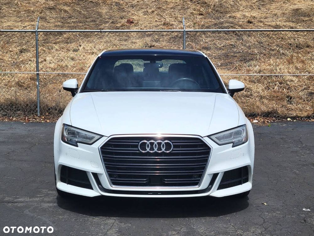 Audi A3 Sportback - 2