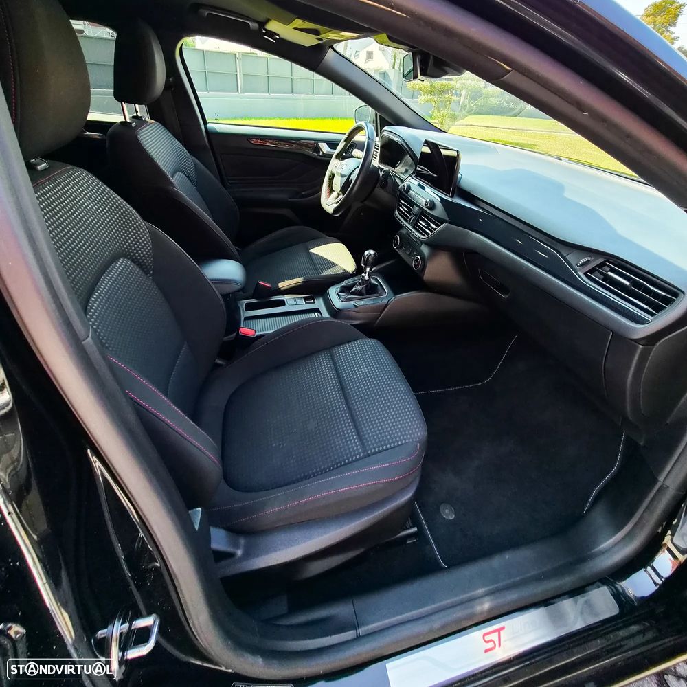 Ford Focus SW 1.5 TDCi EcoBlue ST-Line - 15