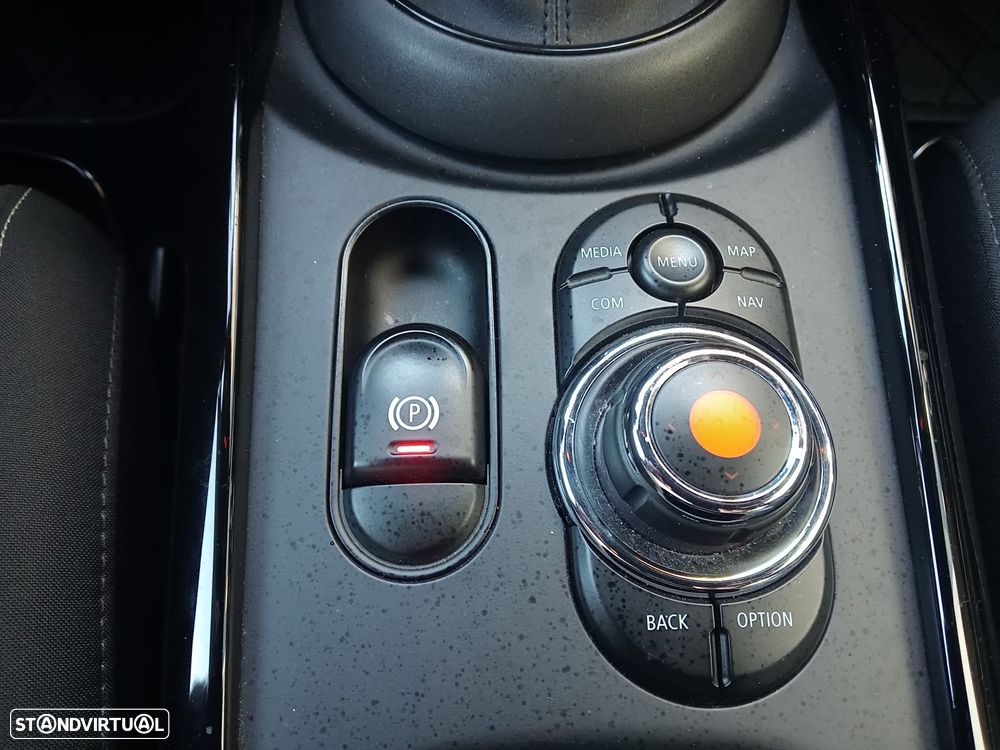 MINI Clubman One D Sport Edition Auto - 18