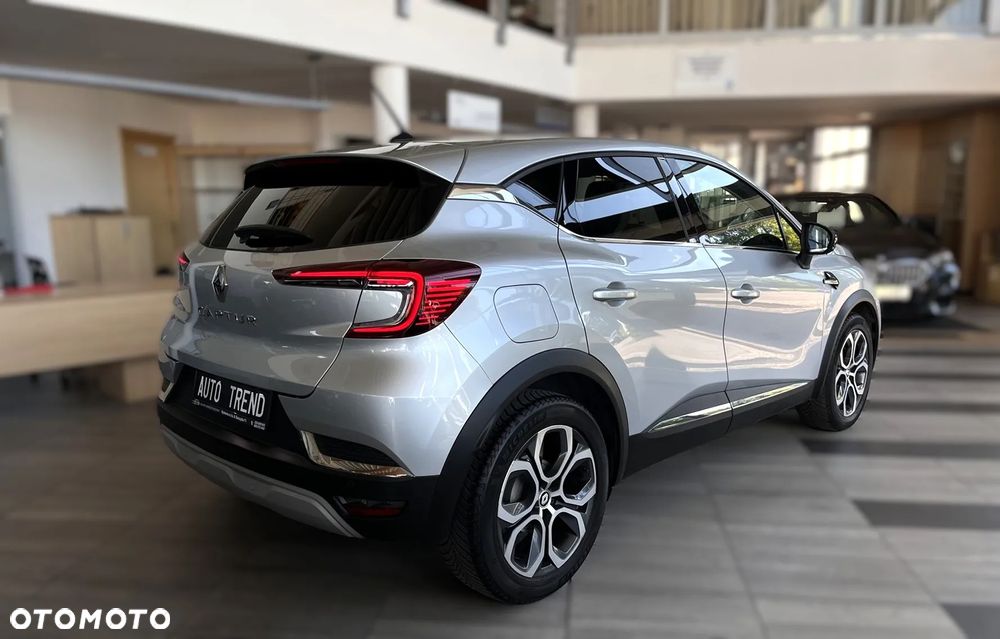Renault Captur 1.3 TCe Intens EDC - 4