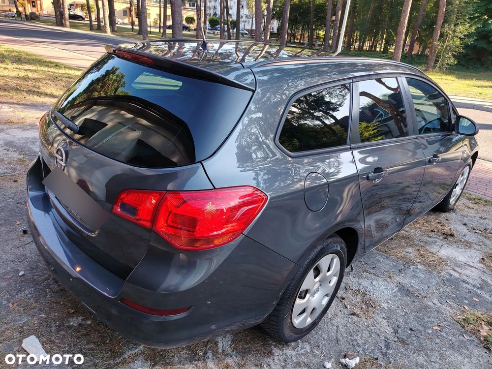 Opel Astra 1.4 Turbo - 4