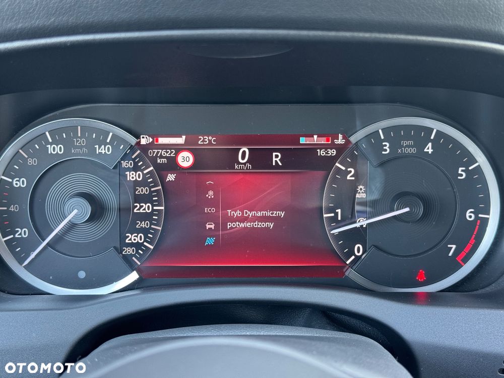 Jaguar XE 2.0 P300 AWD R-Dynamic SE - 34