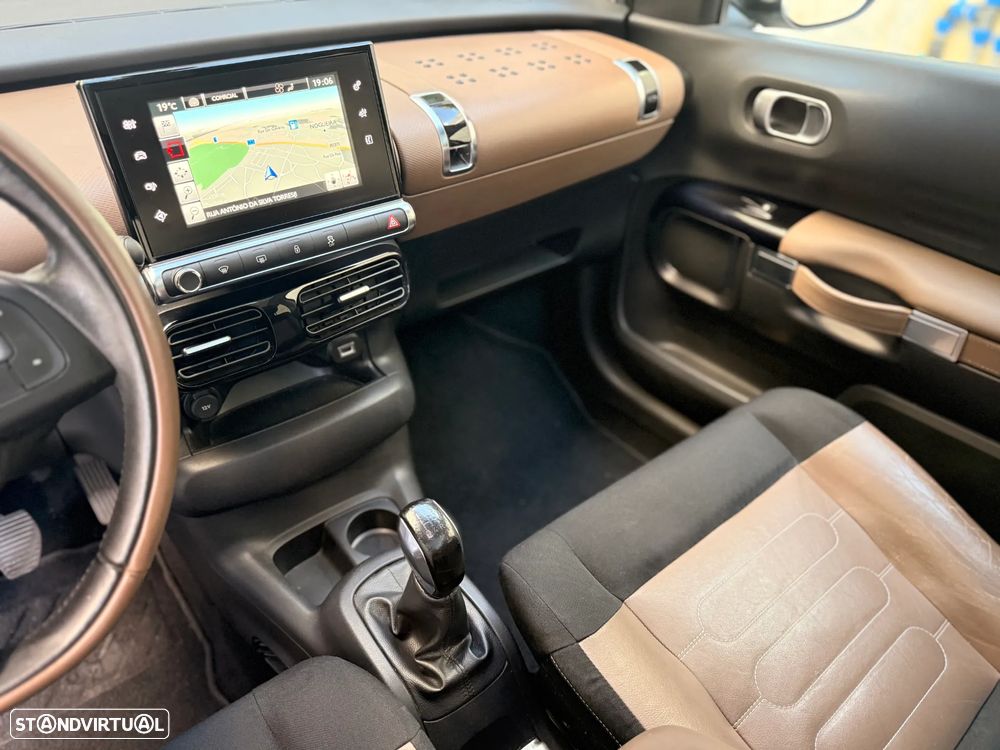 Citroën C4 Cactus 1.2 PureTech Shine - 19