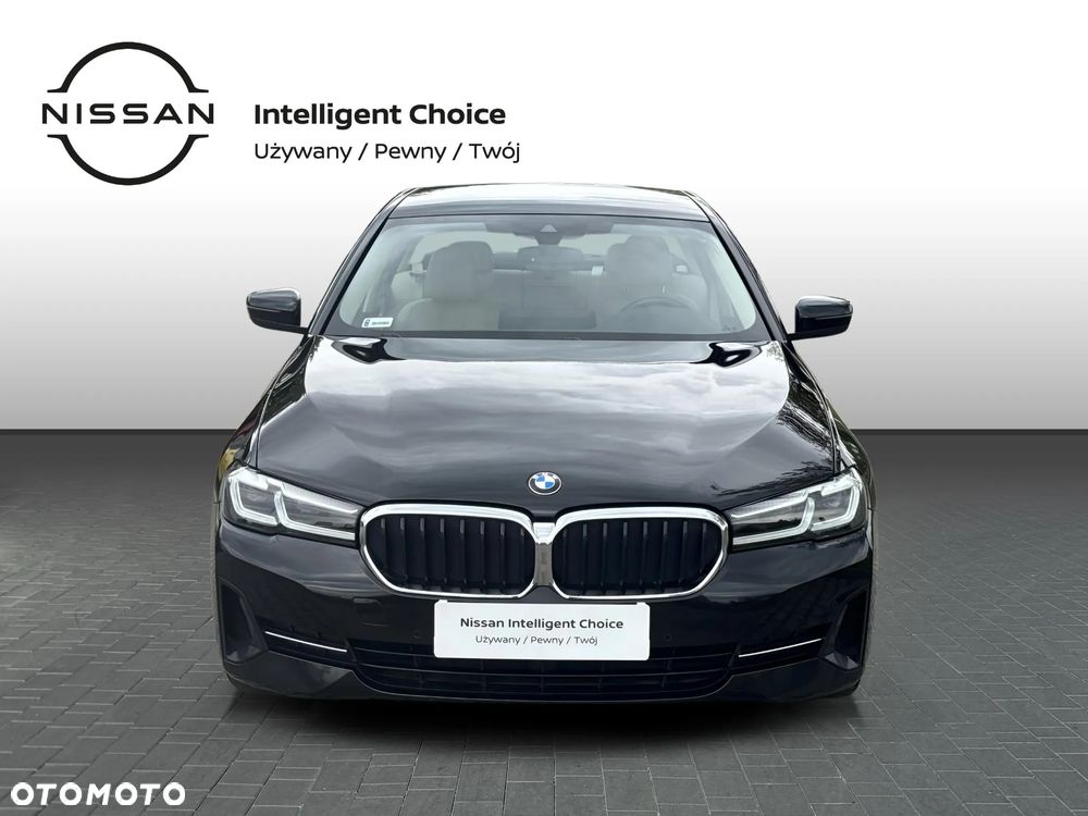 BMW Seria 5 520d Luxury Line - 9