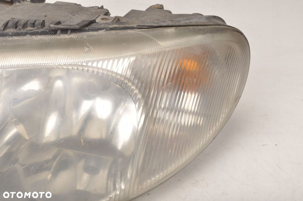 CHRYSLER GRAND VOYAGER IV LAMPA LEWA PRZEDNIA EU - 2
