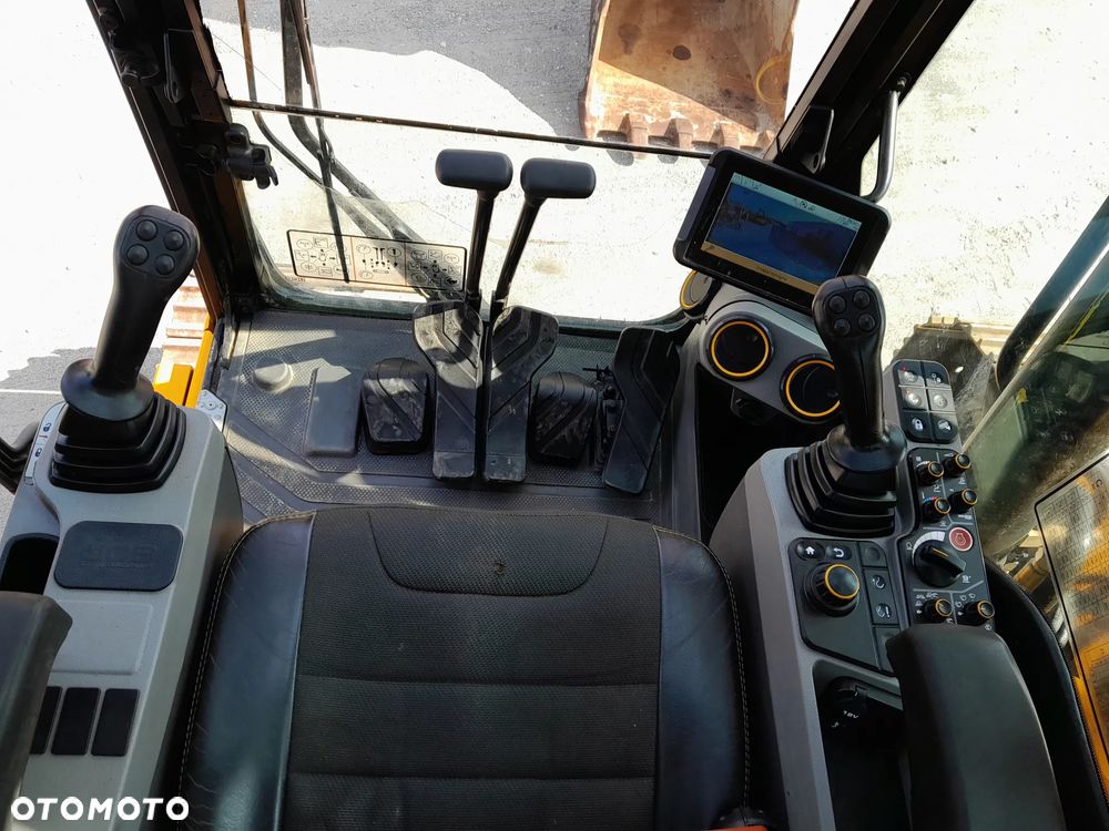 JCB 150X 2019R - 28