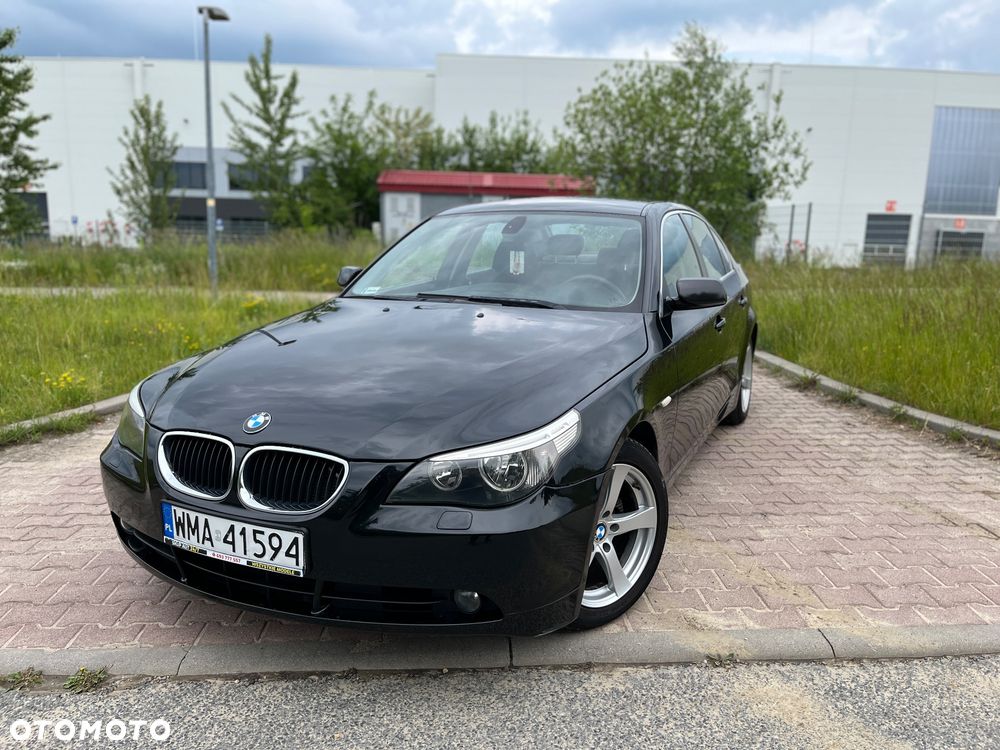 BMW Seria 5 523i - 6