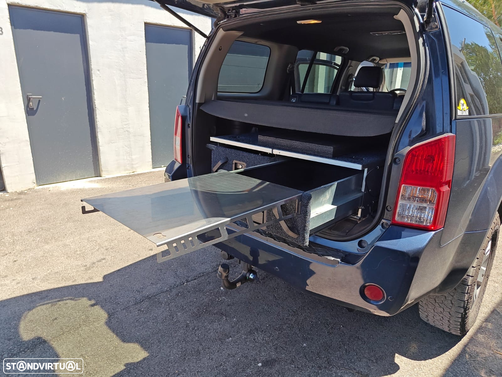 Nissan Pathfinder 2.5 dCi XE 7L - 14