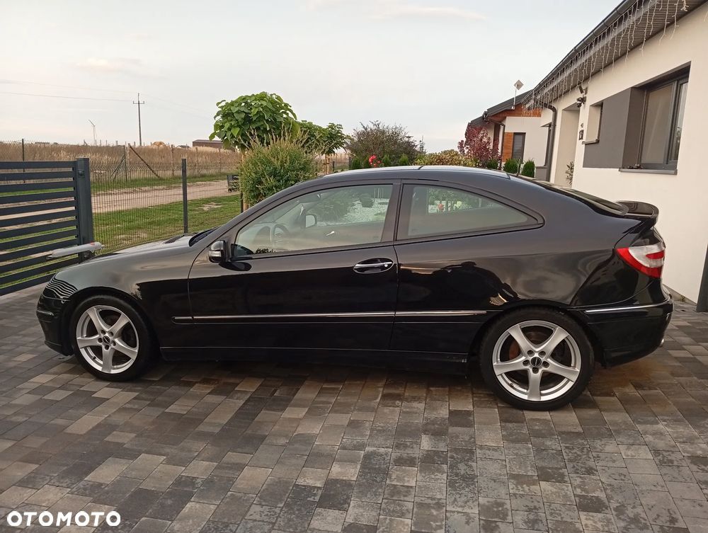 Mercedes-Benz Klasa C 200 Kompressor Automatik - 7