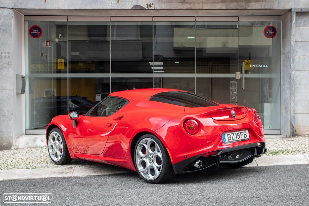 Alfa Romeo 4C 1750 TBi - 22