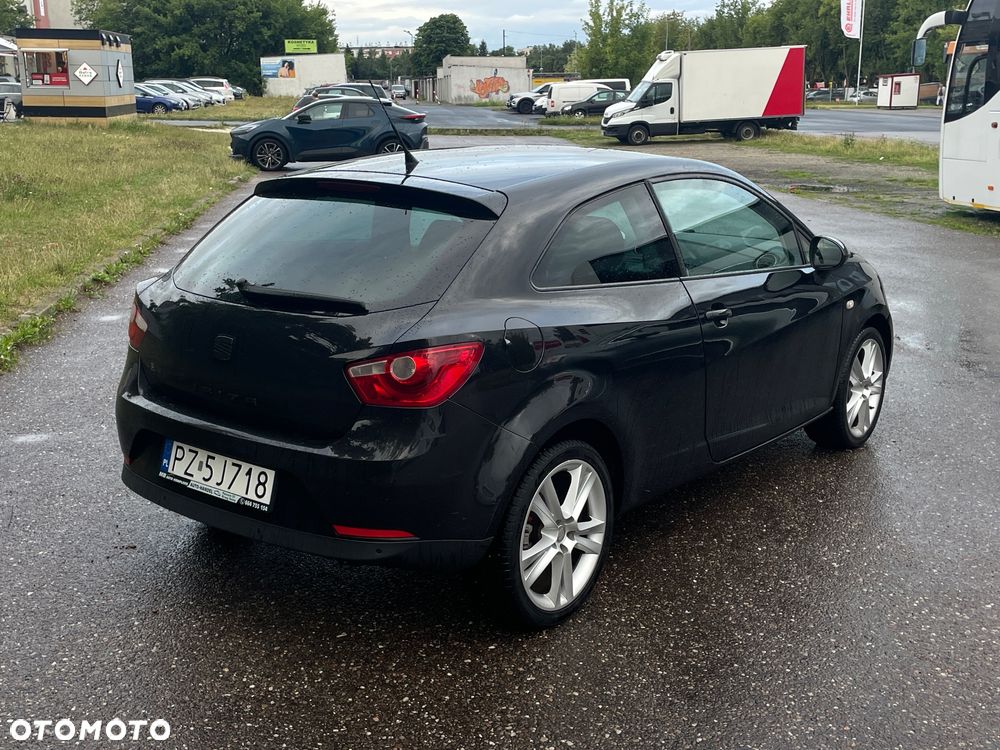 Seat Ibiza SC 1.6 16V Sport - 3