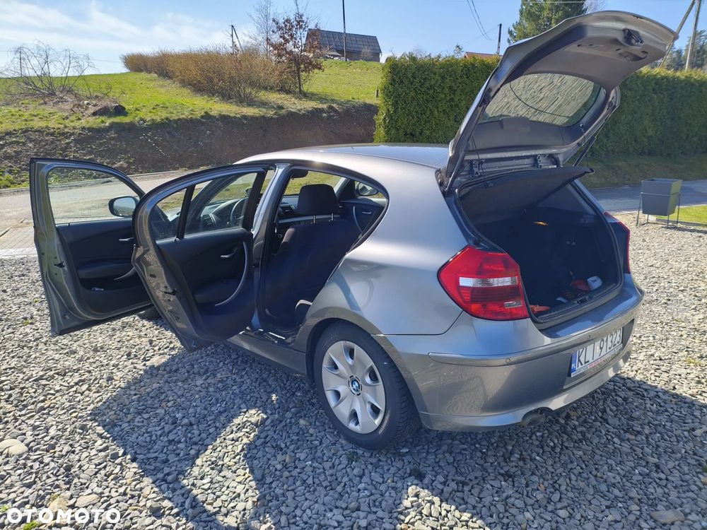 BMW Seria 1 116d - 11