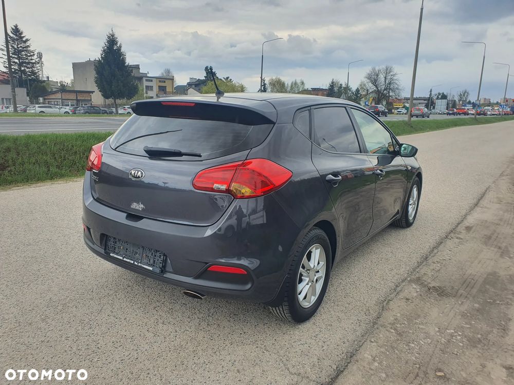 Kia Ceed 1.4 CVVT Attract - 5