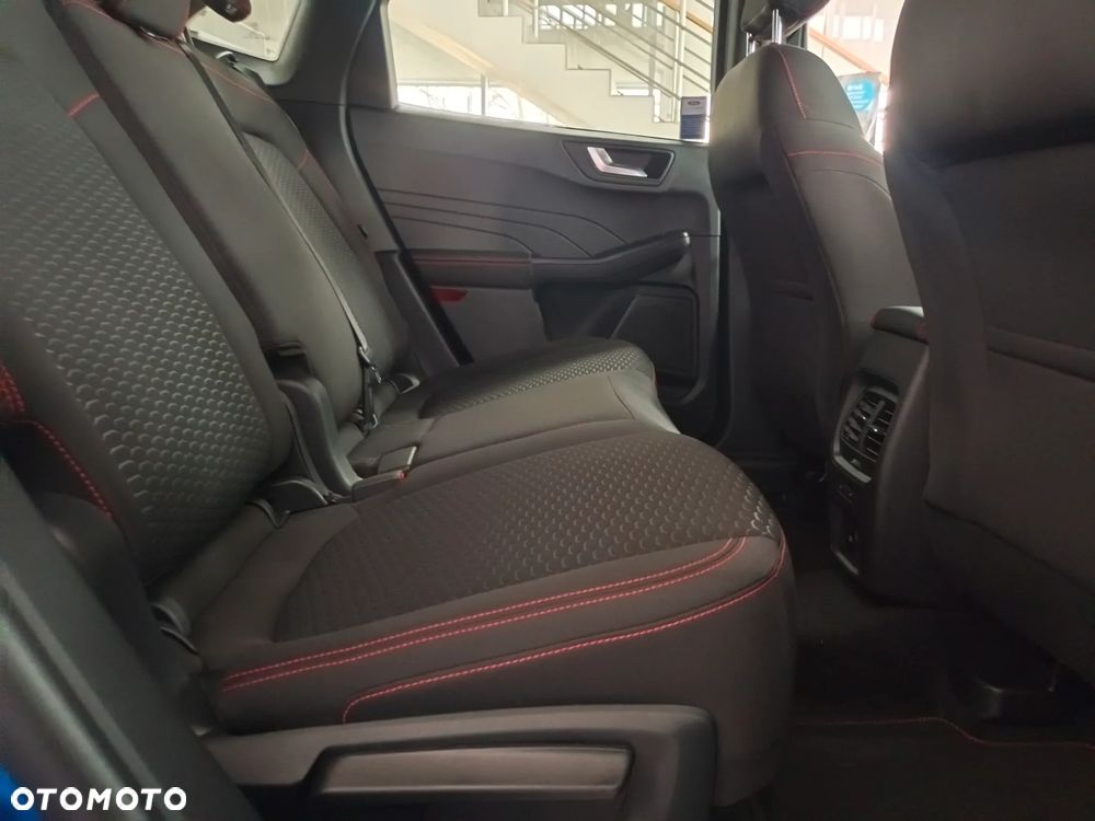 Ford Kuga 1.5 EcoBoost FWD ST-Line - 12