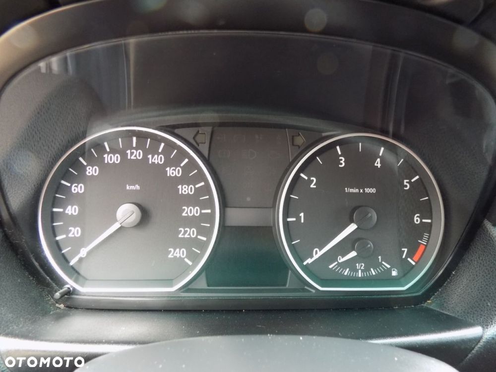 BMW Seria 1 - 10