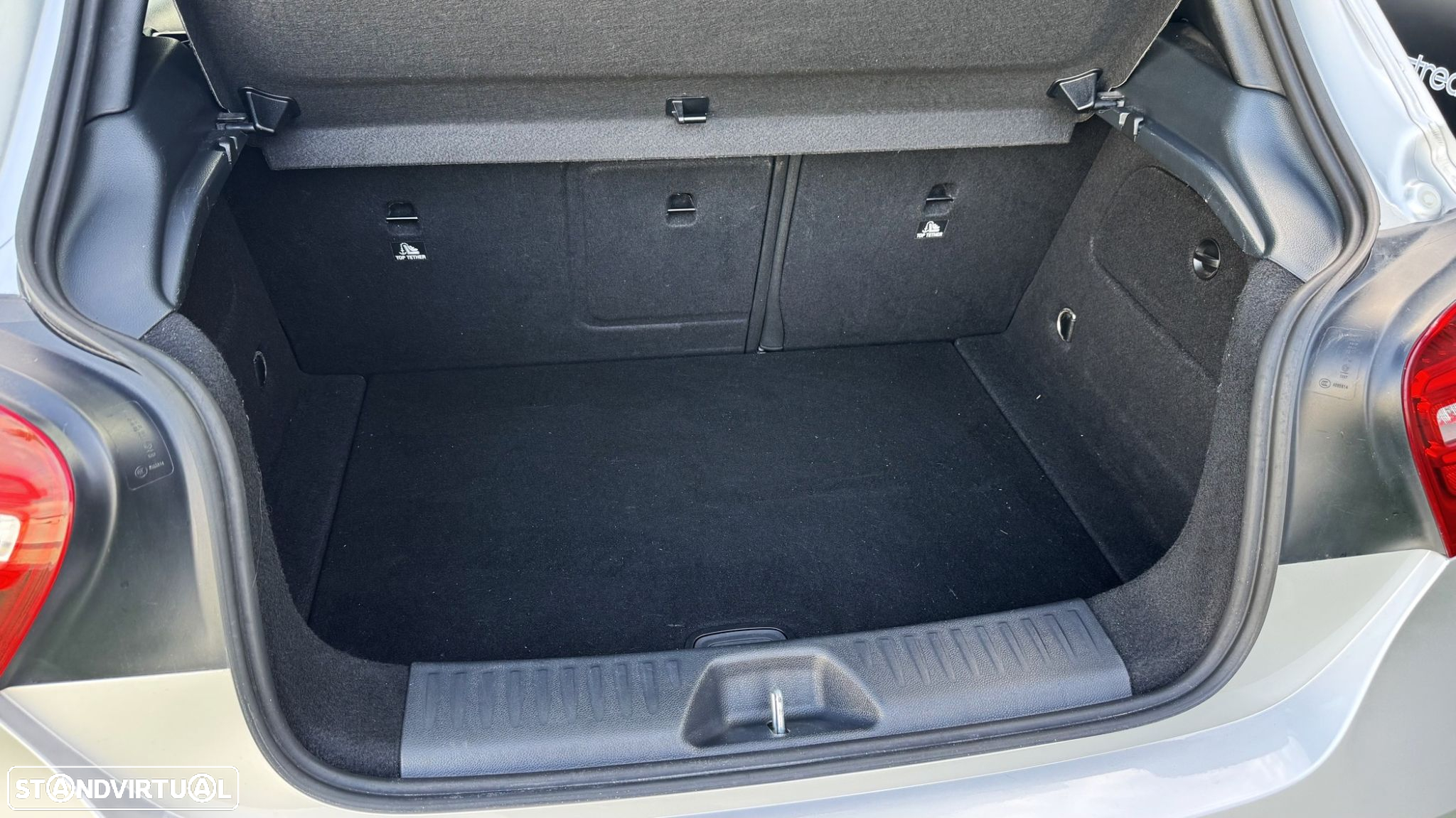 Mercedes-Benz A 180 d Urban - 24