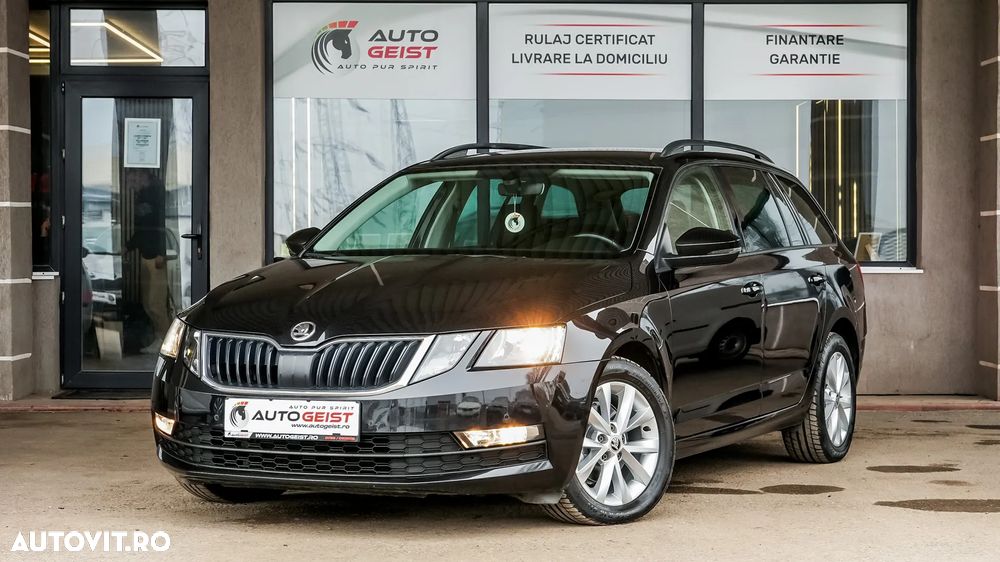 Skoda Octavia 1.6 TDI DSG Ambition - 2