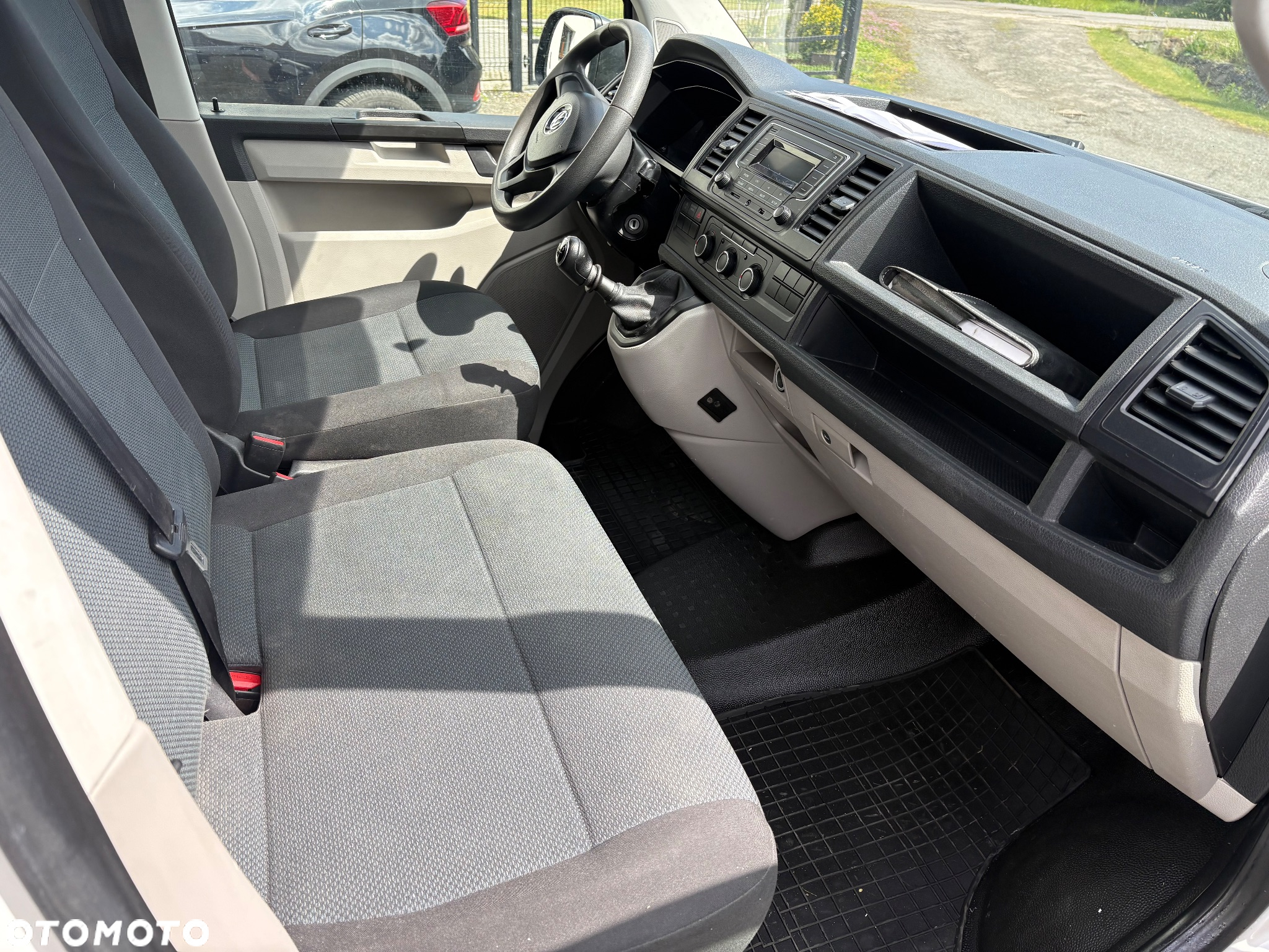 Volkswagen Transporter - 19