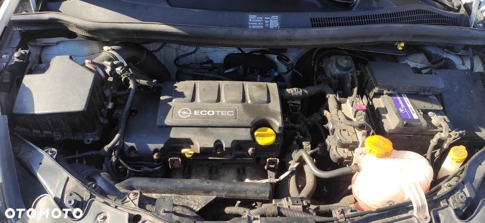 Opel Corsa 1.2 16V 111 - 6