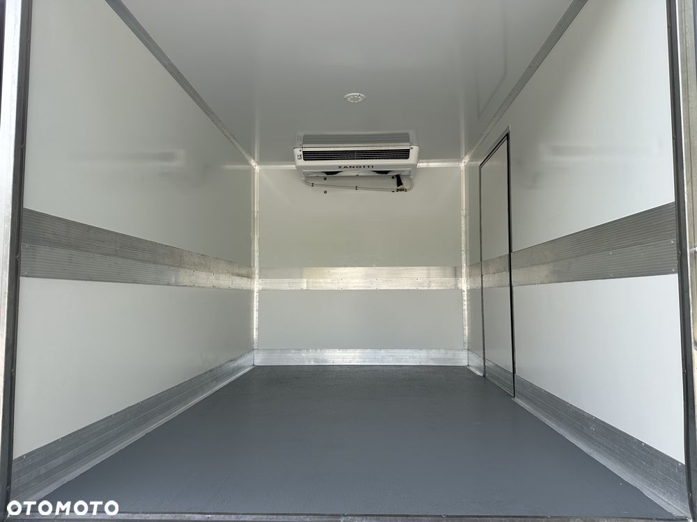 Volkswagen Crafter 3.140 Chłodnia / Izoterma - Agregat Zanotti Z350S / W oryginale / Salon PL / Regularnie serwisowany / FV23% - 15