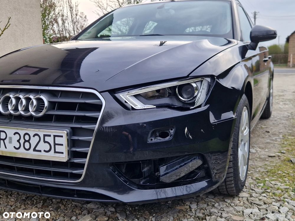 Audi A3 Sportback 1.4 TFSI Attraction - 2