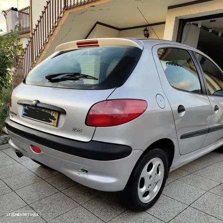 Peugeot 206 1.9 D XT - 2