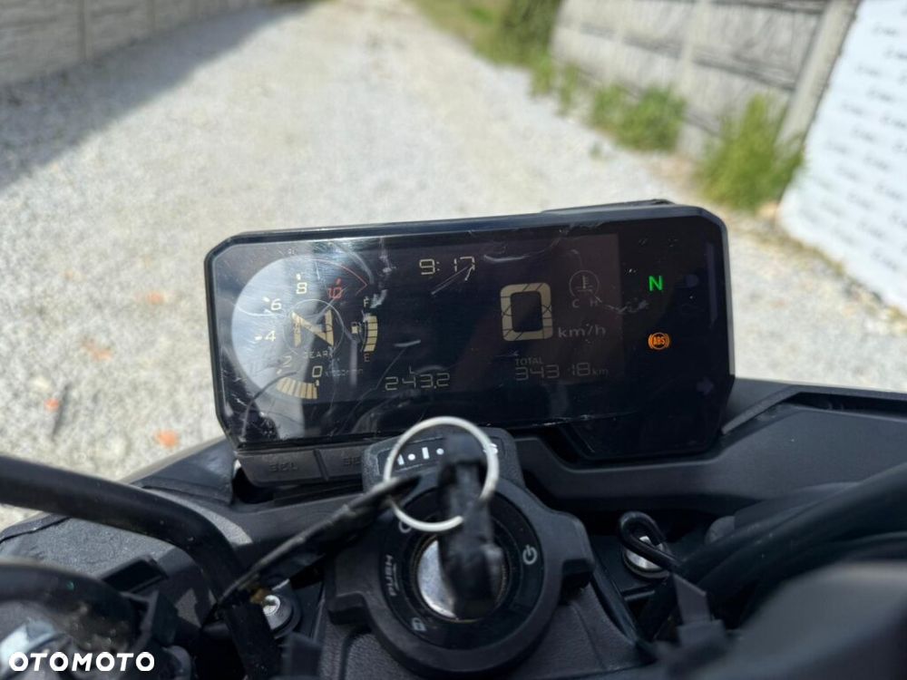 Honda CBF - 8