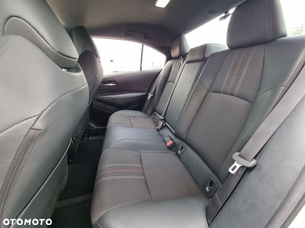 Toyota Corolla 1.8 Hybrid GR Sport Dynamic - 15